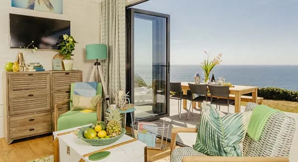 Premium Bi-Fold Doors to Balcony - Green Circle Bespoke Glazing
